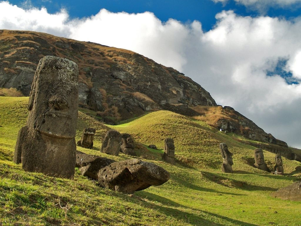 3. Rapa Nui, Chile